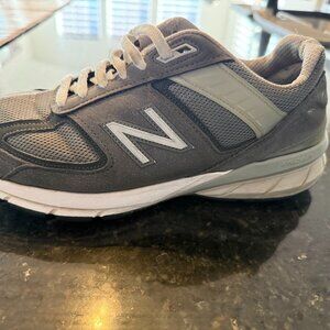 Size 9 - New Balance 990v5 Made in USA